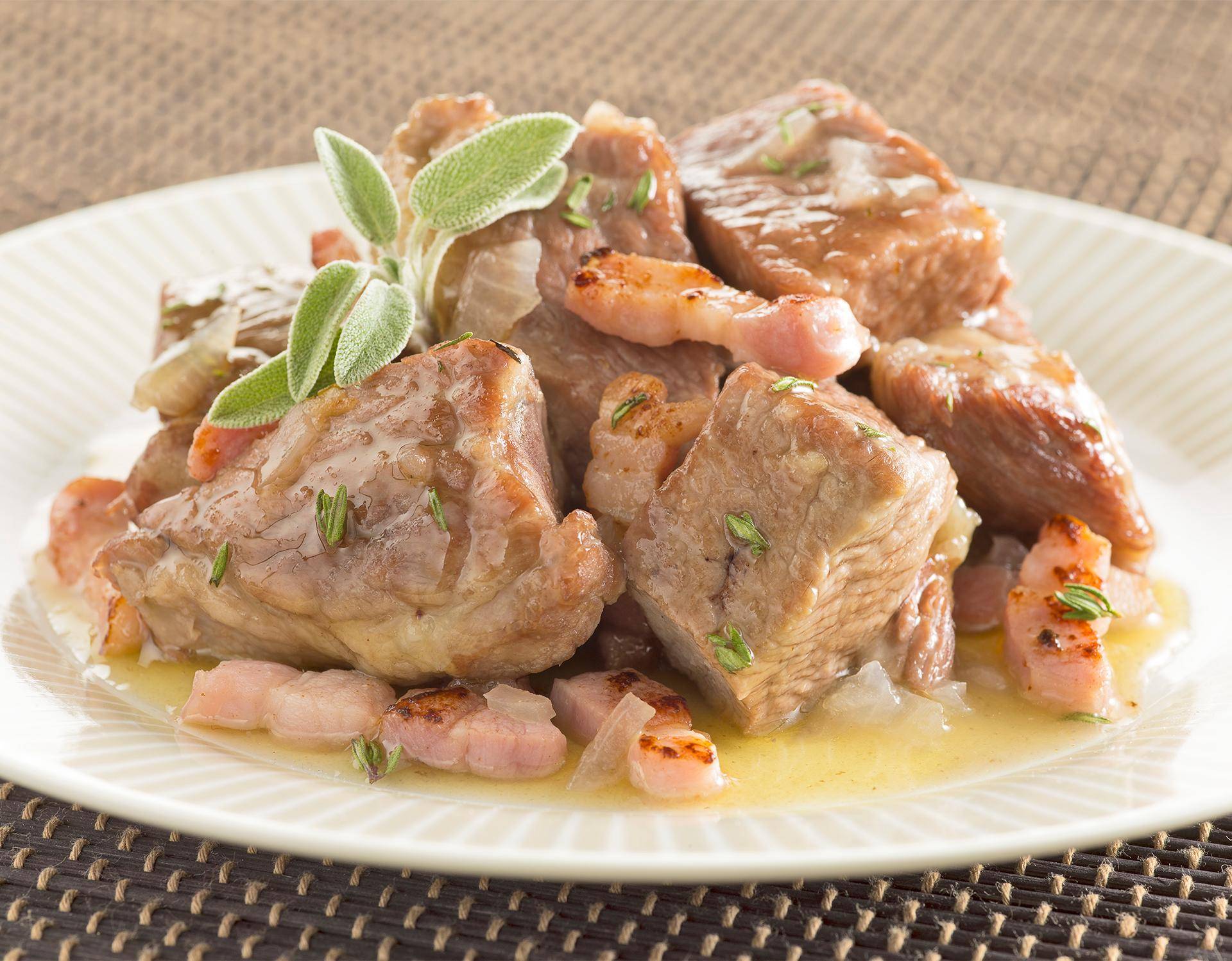 Estouffade de roulades de colin au fenouil et agrumes - Recette Poêles et Casseroles | Tefal