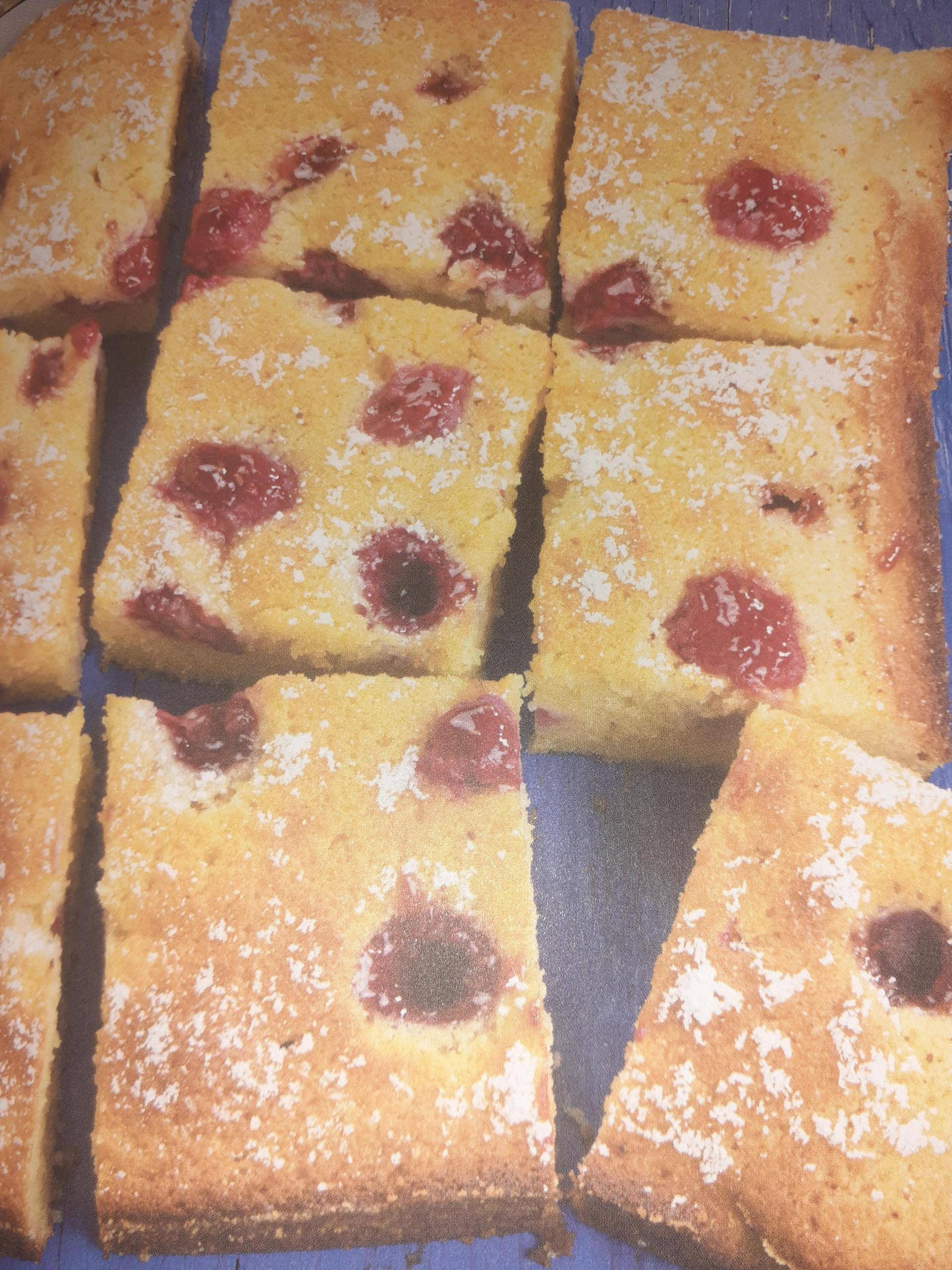 Brownie au chocolat blanc et framboises - Recette Cake Factory | Tefal