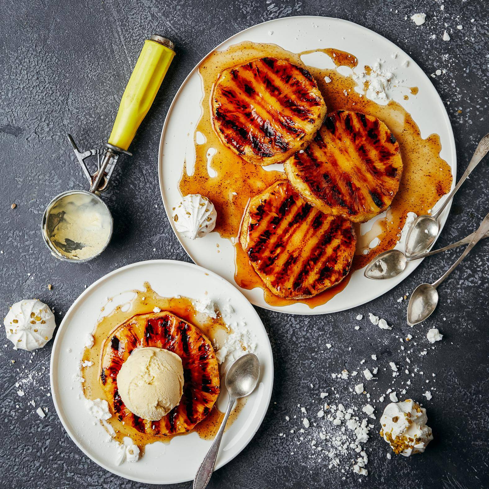 Gegrilde ananas geglaceerd met rum en bruine suiker - Recette OptiGrill 2in1 | Tefal