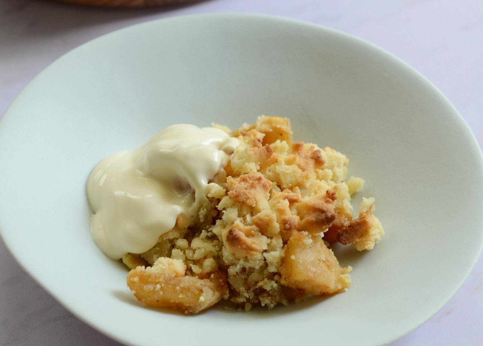 Crumble aux pommes à la cannelle - Recette Poêles et Casseroles | Tefal
