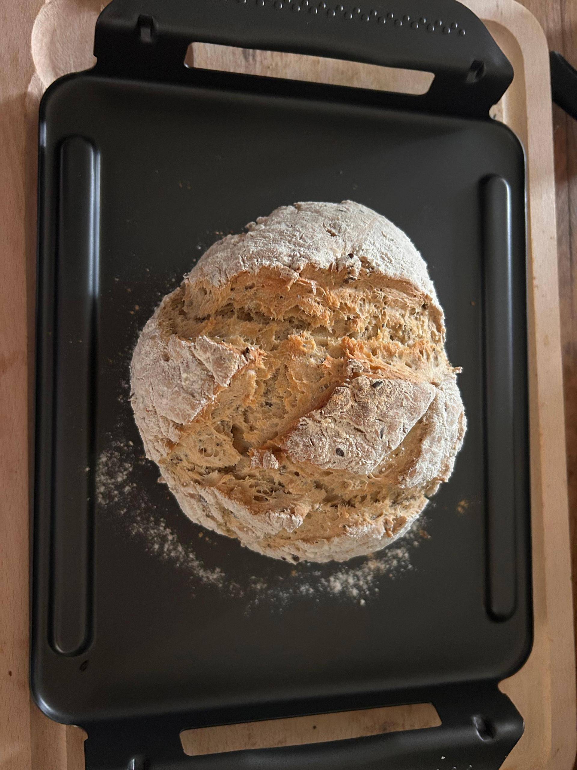 Boule de pain cérame à la farine de pain aux céréales Francine - Recette Cake Factory Infinity | Tefal
