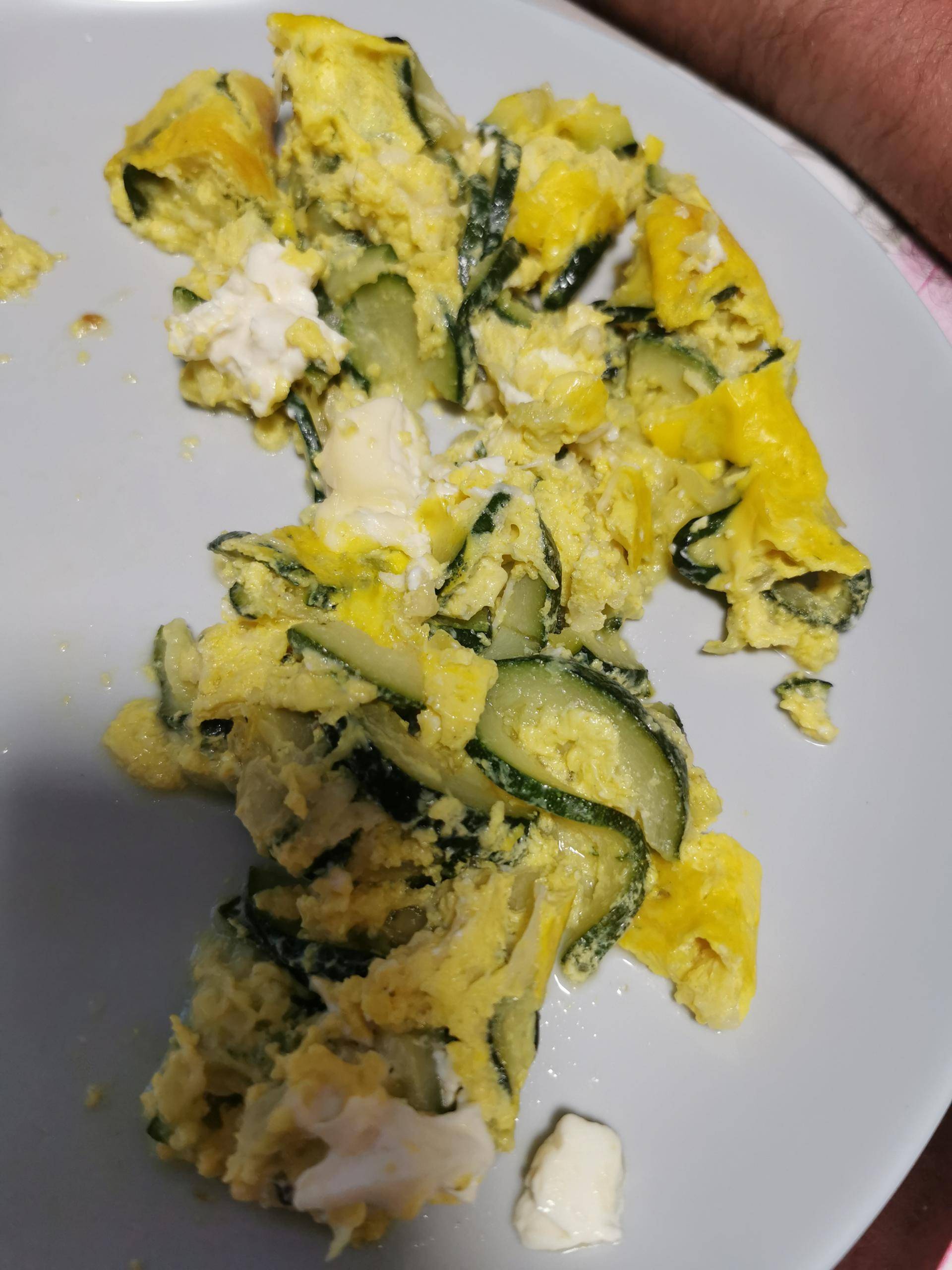 Omelette au courgettes et vache qui rit - Recette Cake Factory | Tefal