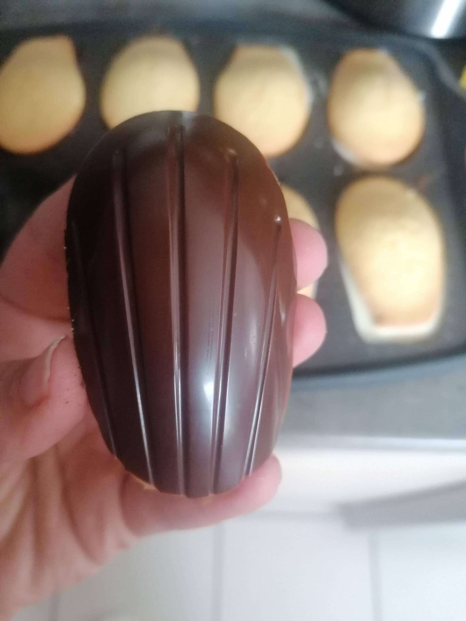 Madeleine coque chocolat - Recette Cake Factory | Tefal