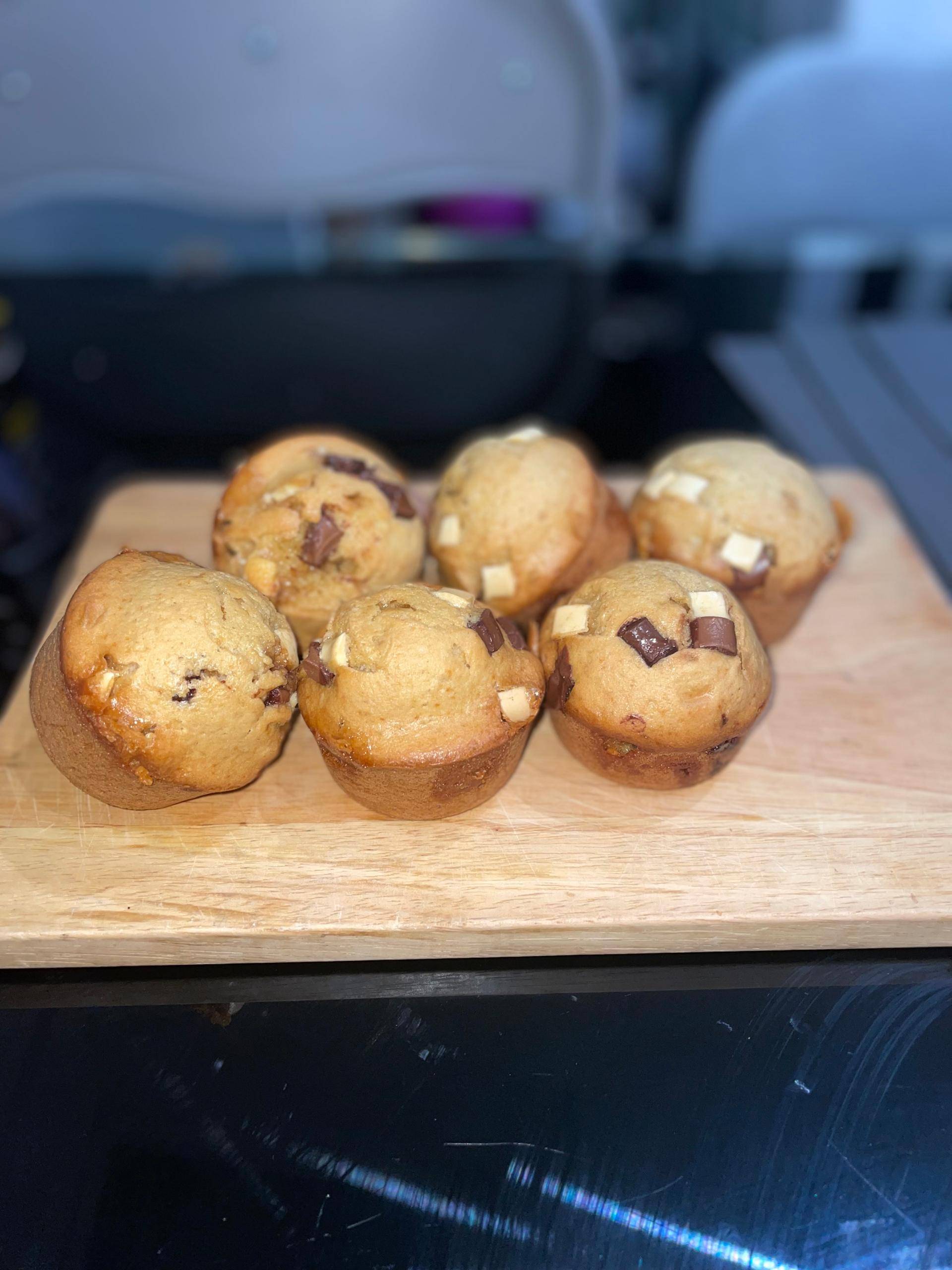 Muffins moelleux aux pépites 3 chocolat - Recette Cake Factory Délices | Tefal