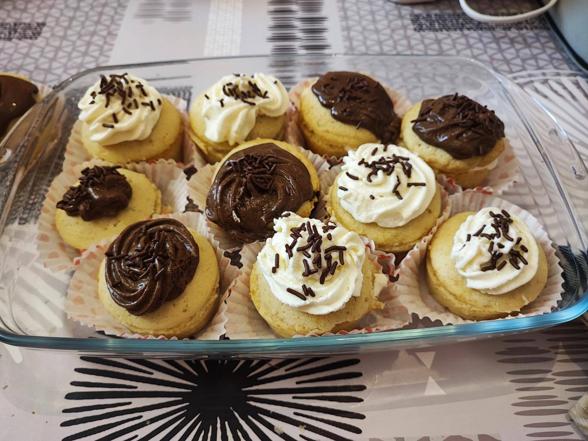 Cupcake fourré mousse au chocolat ou crème fraîche - Recette Cake Factory | Tefal