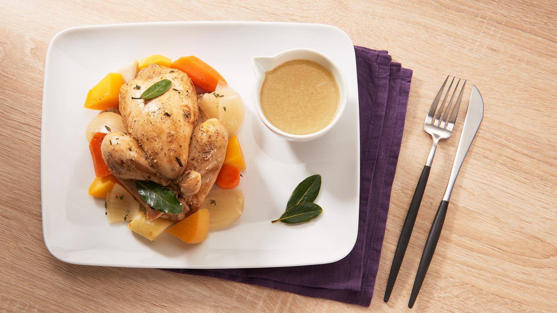 Coquelets en pot au feu aux vieux légumes - Recette Poêles et Casseroles | Tefal