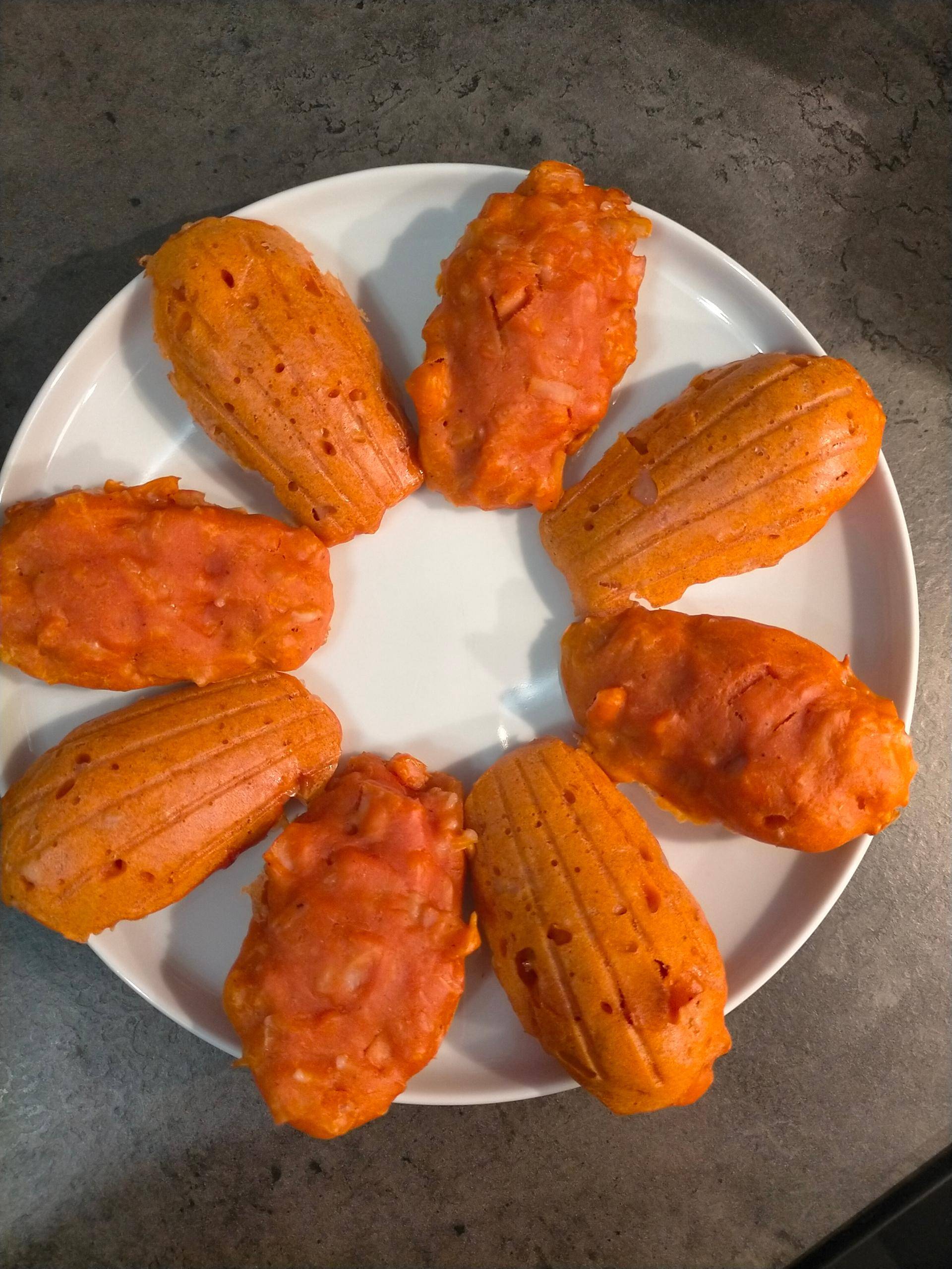 Madeleines cervelas asperges - Recette Cake Factory | Tefal