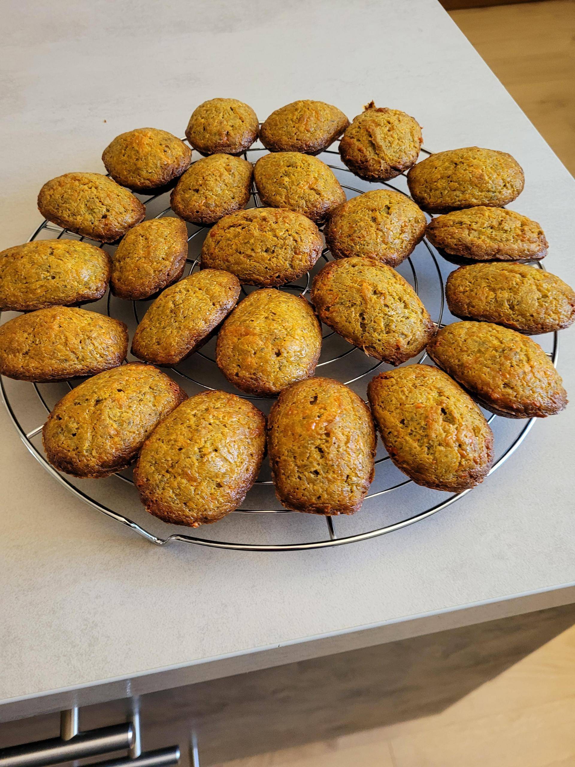 Madeleines au pesto - Recette Cake Factory Délices | Tefal