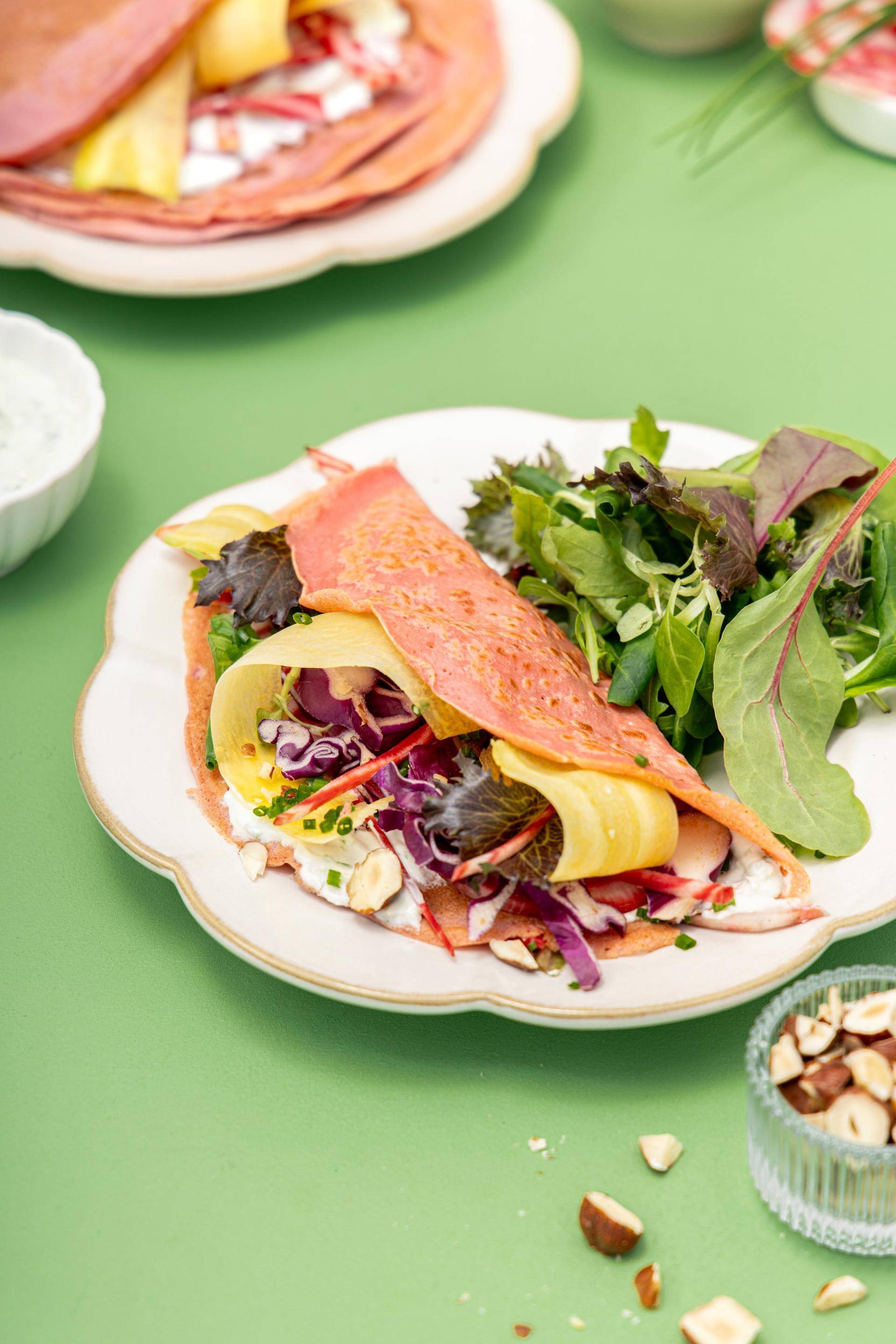 Crêpes à la betterave, légumes croquants et fromage frais - Recette Poêles et Casseroles | Tefal