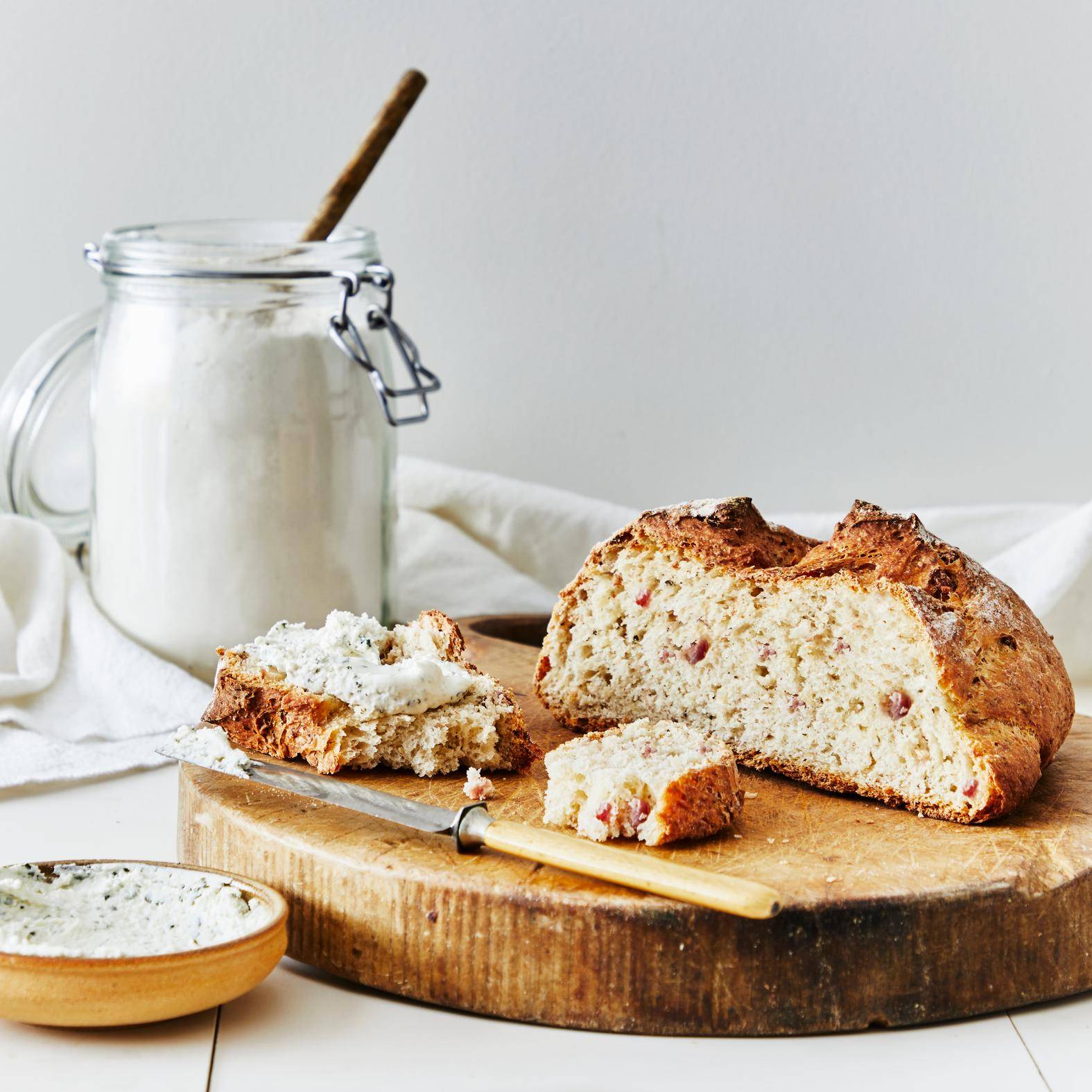 Pain aux lardons et gruyère - Recette Cake Factory Délices | Tefal