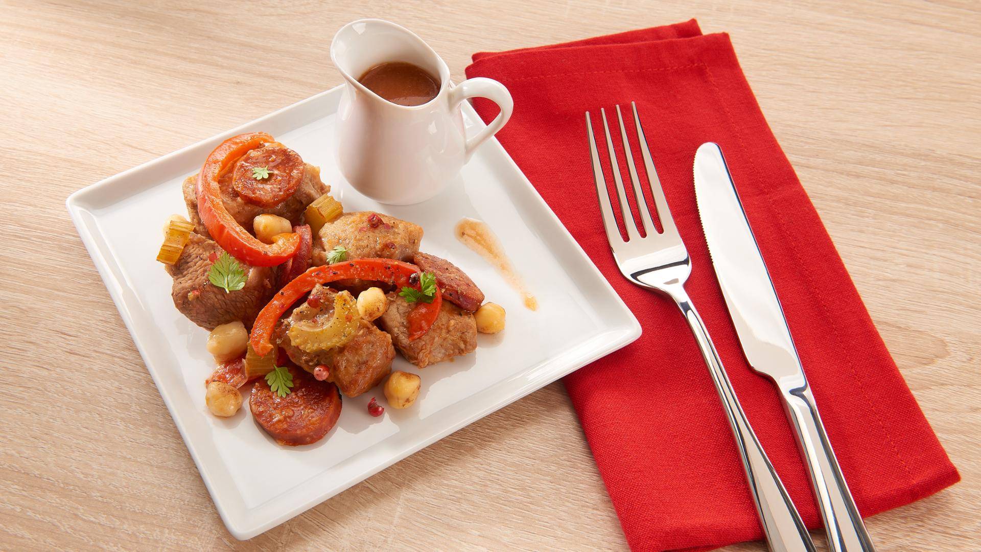 Sauté de veau au chorizo et cacao - Recette Poêles et Casseroles | Tefal