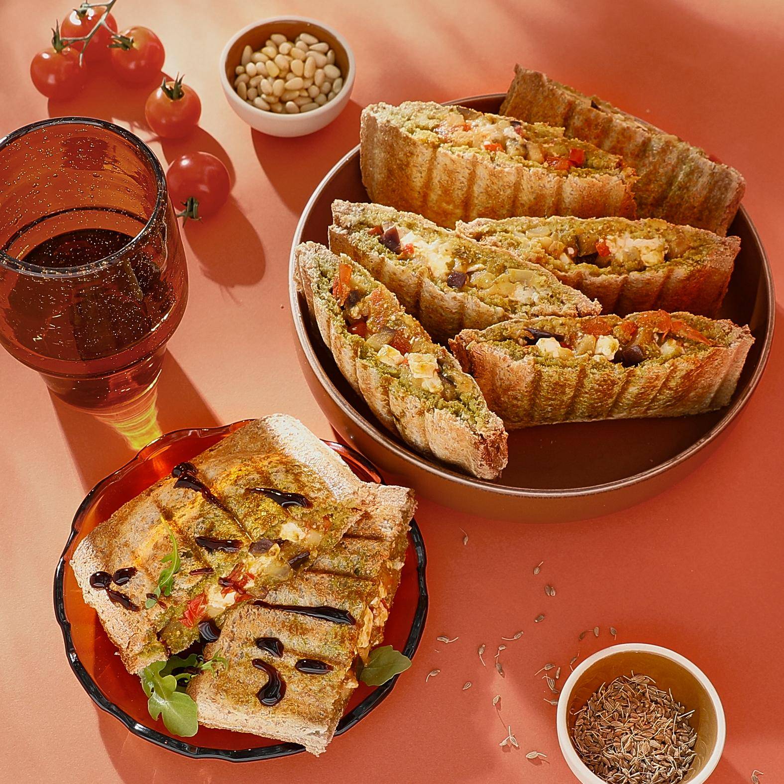 Geroosterde sandwich met mediterrane groenten en feta - Recette Snack Collection MECHANICAL | Tefal