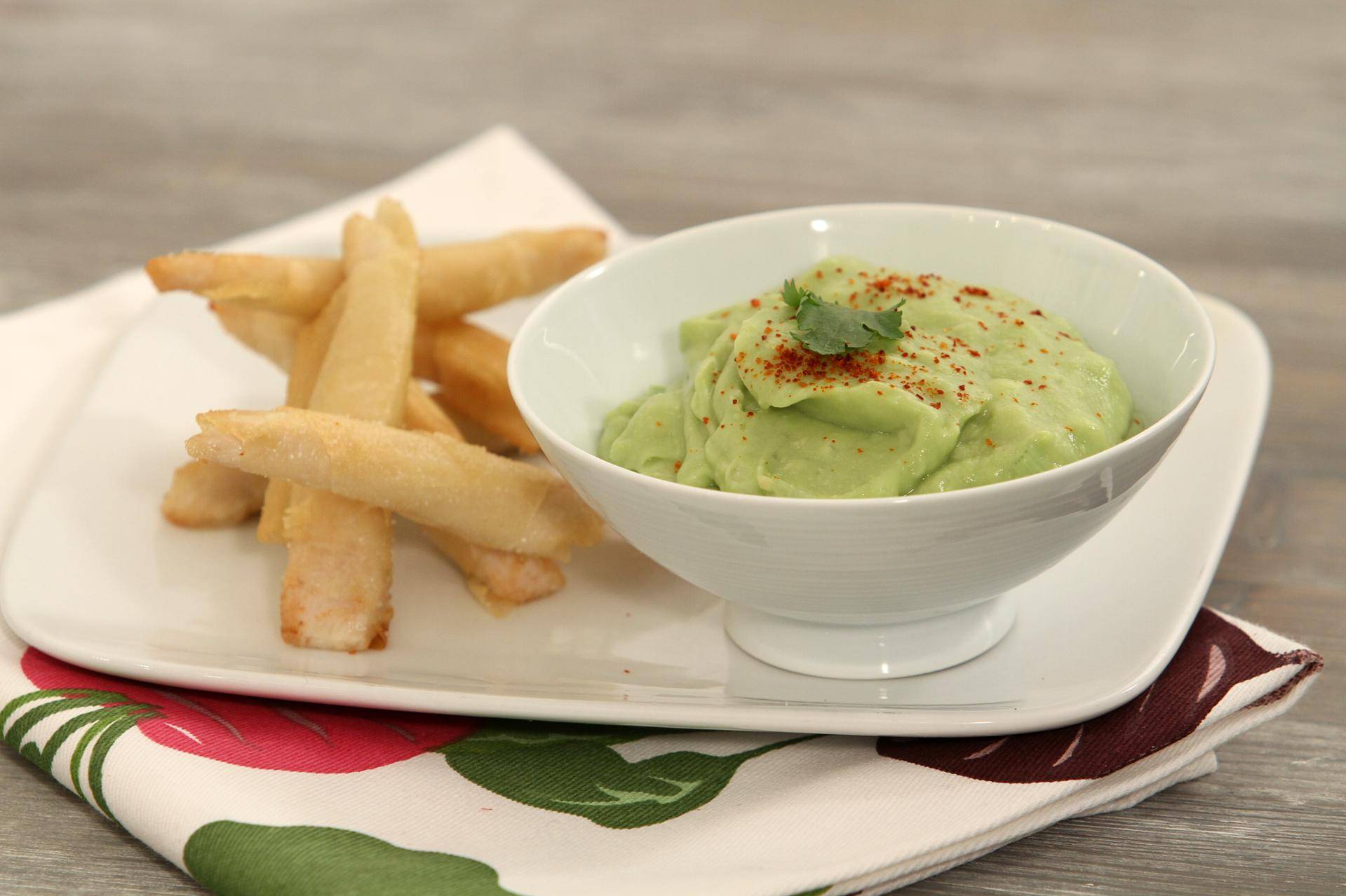 Verrine de guacamole, finger de poulet - Recette Balance de cuisine | Tefal