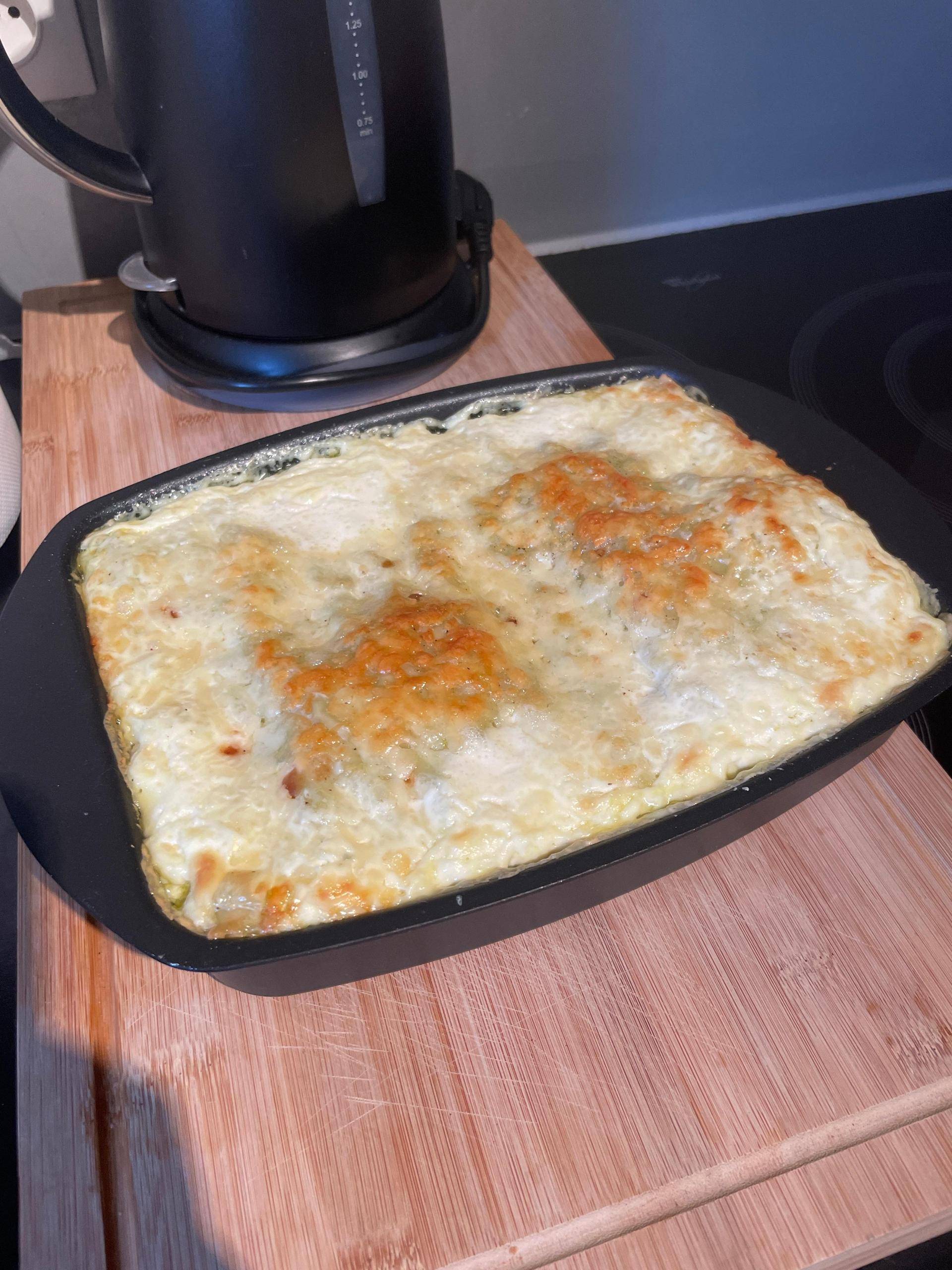 Gratin de ravioles au saumon - Recette Cake Factory Délices | Tefal