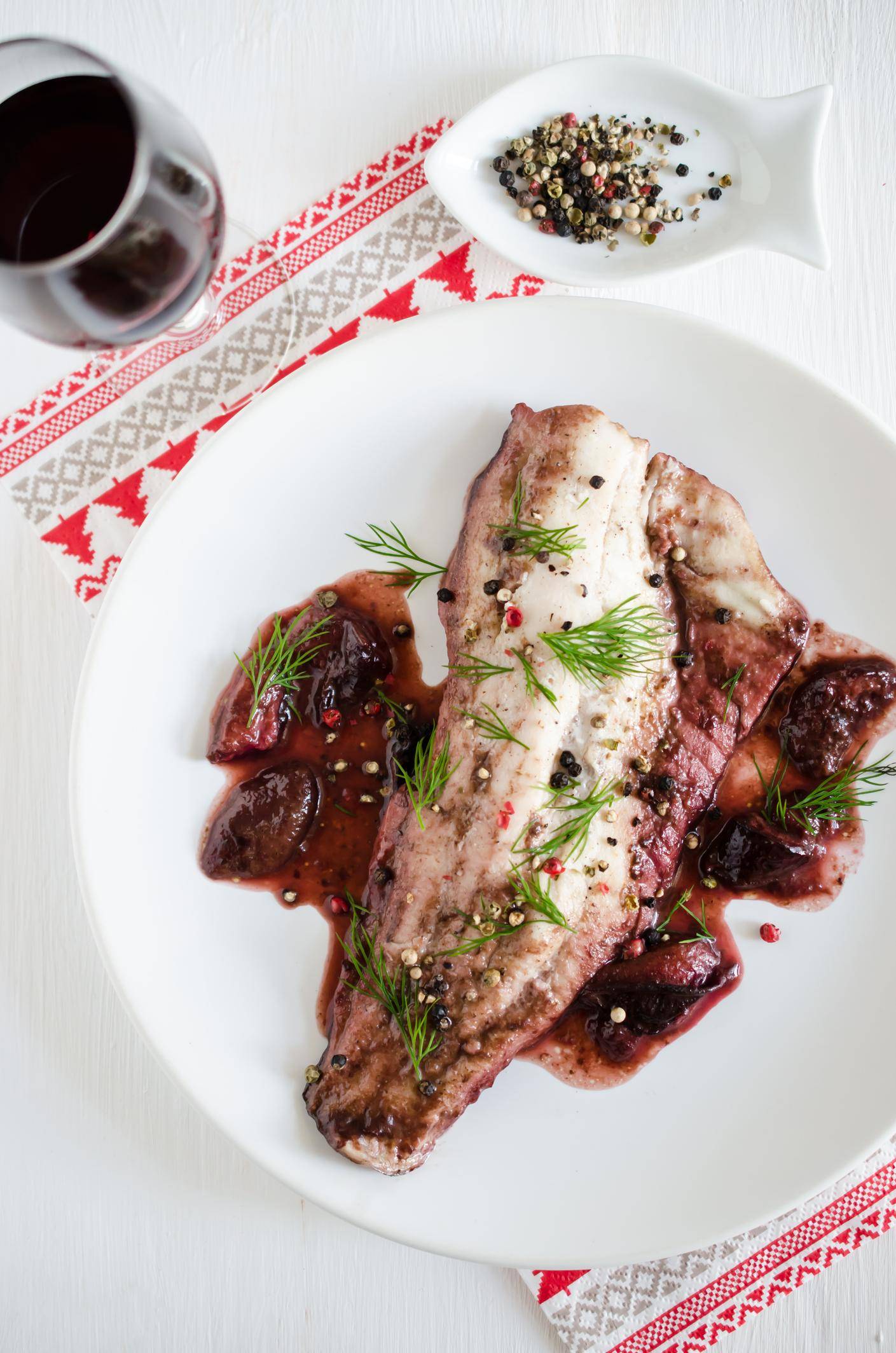 Filets de sole au Bourgogne rouge - Recette undefined | Tefal