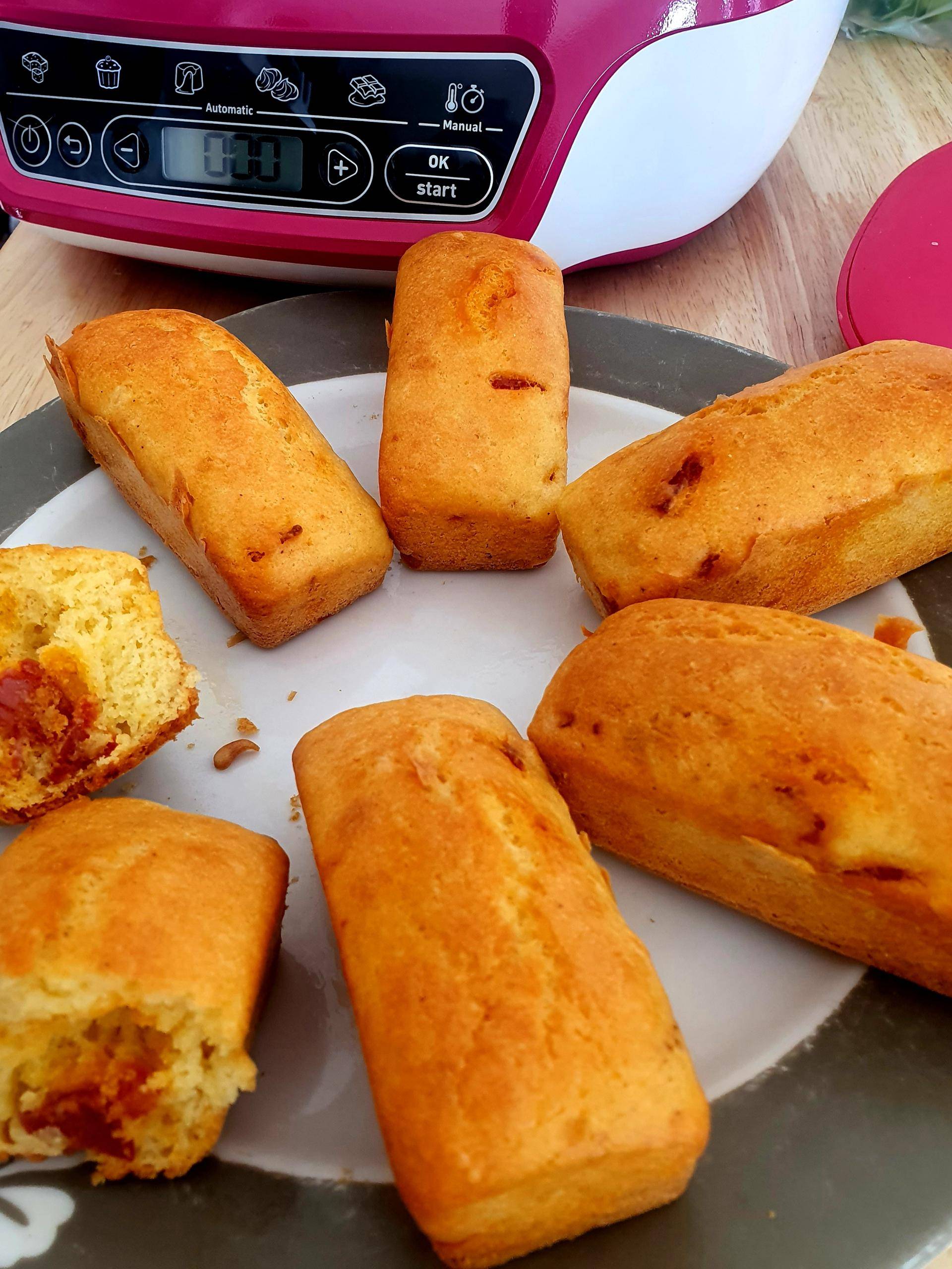 Mini cakes parmesan & chorizo - Recette Cake Factory | Tefal