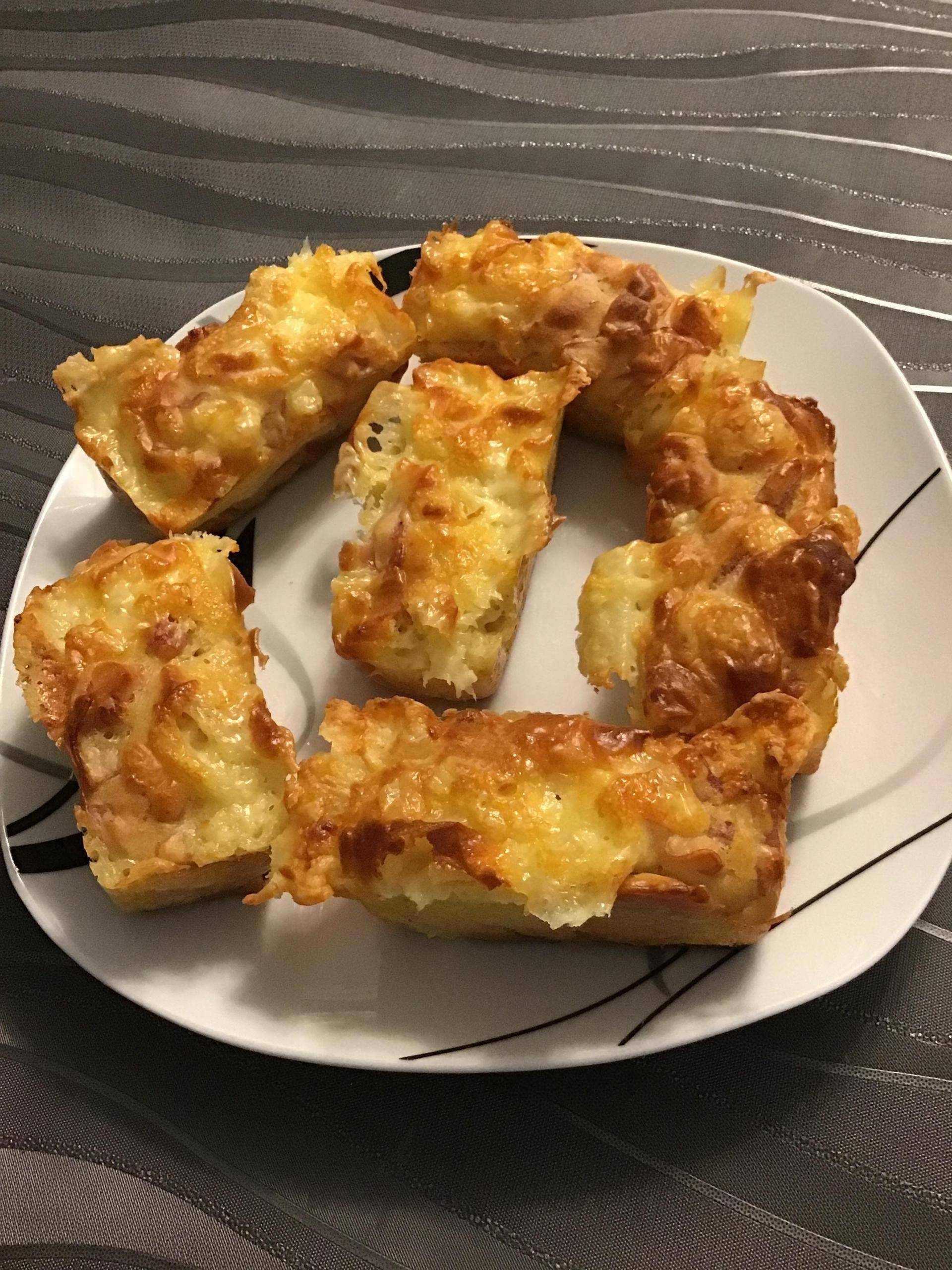 Mini cake jambon fumé, lardons, raclette - Recette Cake Factory | Tefal