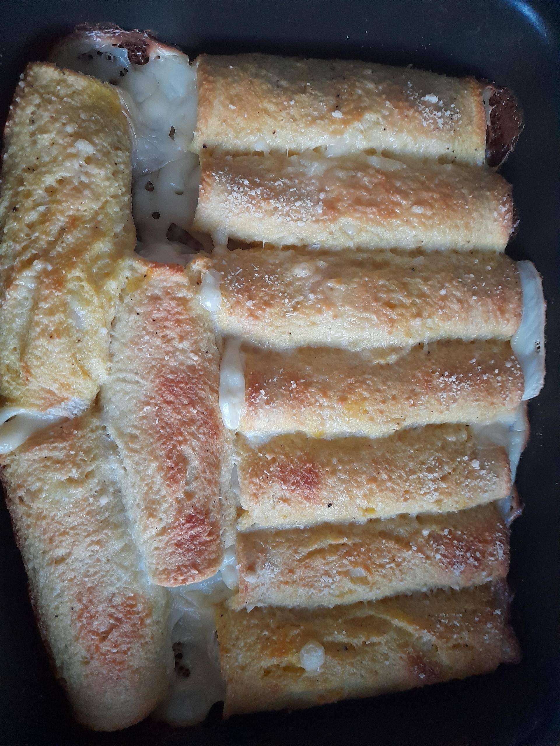 Rouleaux de pain de mie au fromage et jambon blanc - Recette Cake Factory | Tefal