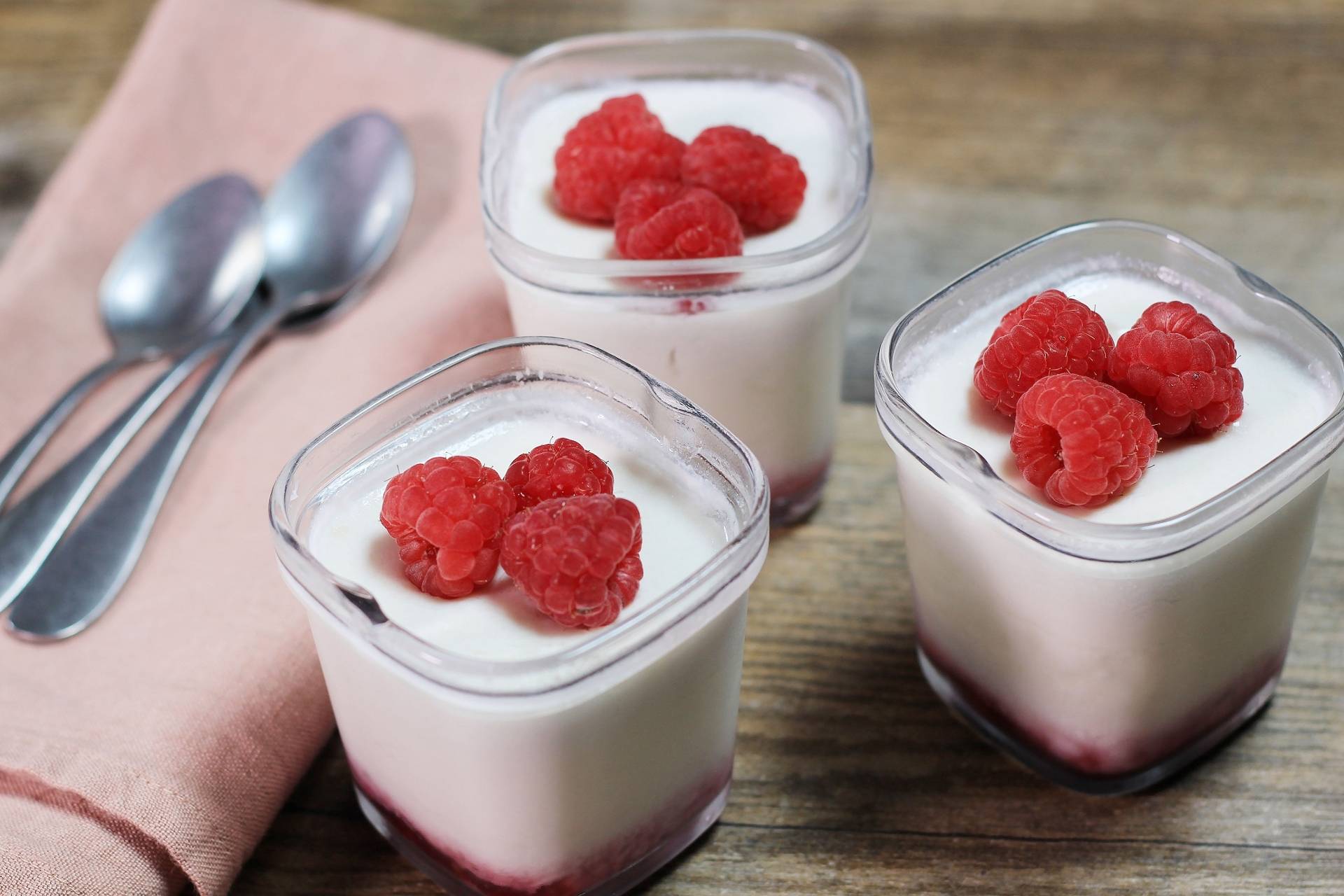 Yaourts lait de coco-framboise - Recette undefined | Tefal