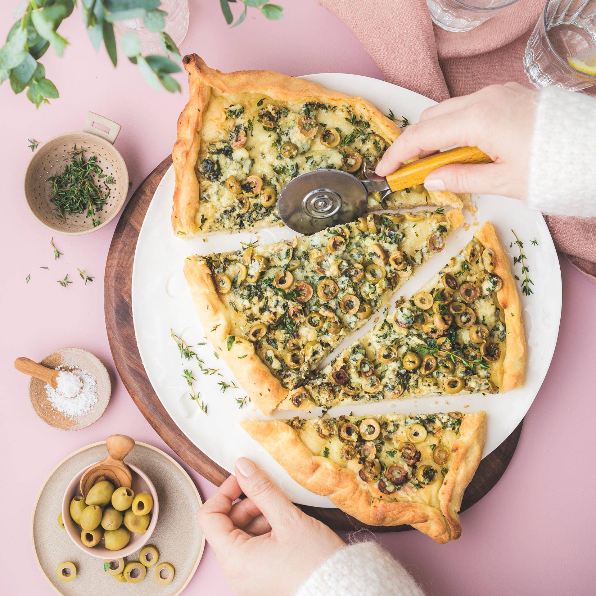 Pide aux olives vertes et roquefort - Recette Companion | Tefal