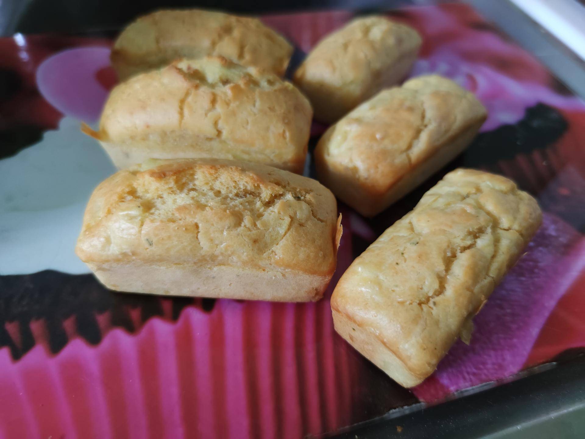 Mini cakes fêta emmenthal - Recette Cake Factory | Tefal