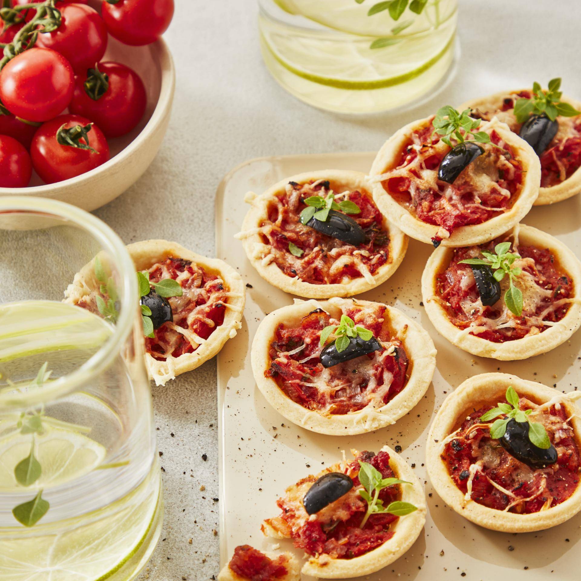 Mini tartelettes à la tomate - Recette Moules à gâteaux | Tefal