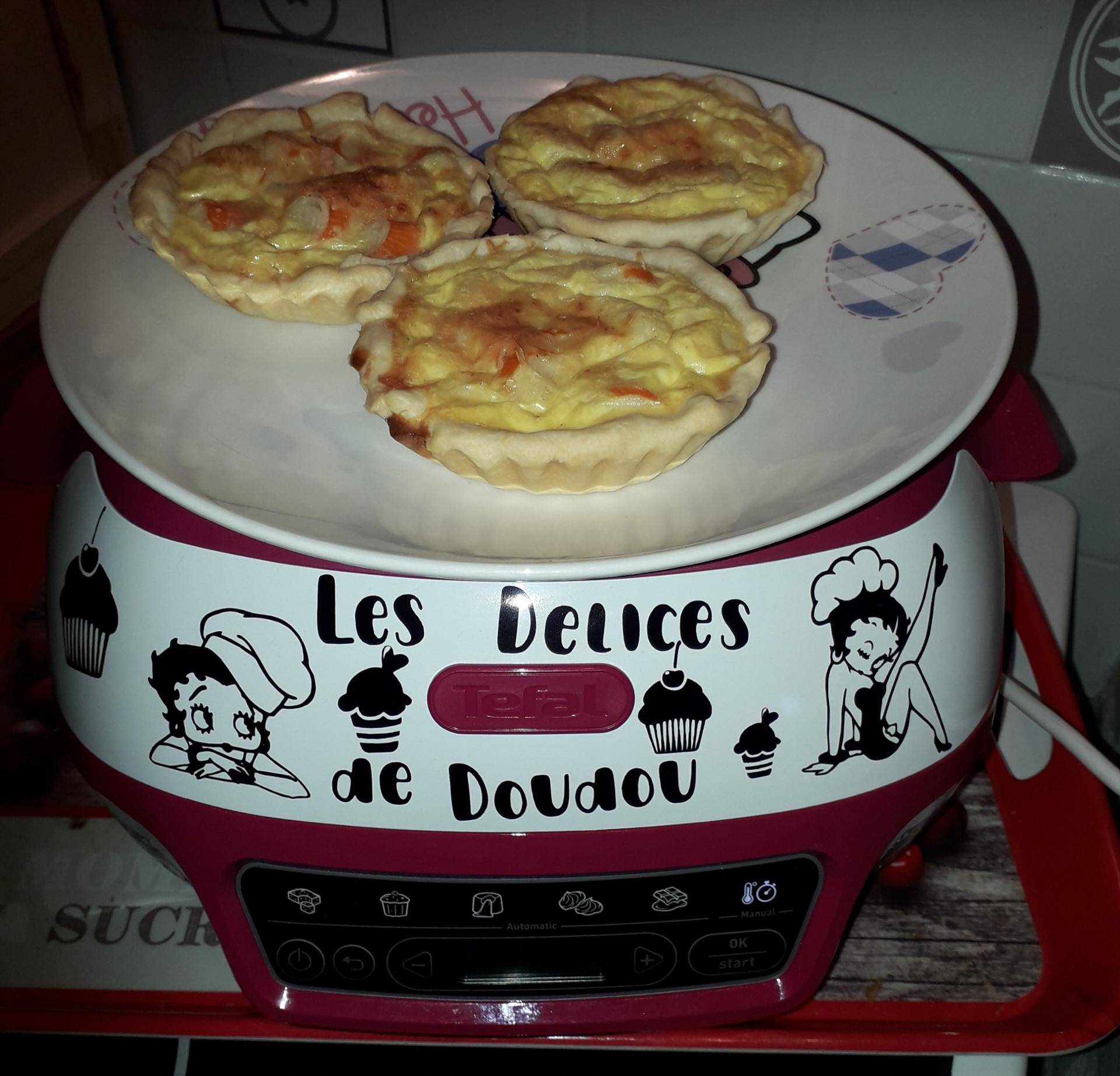 Quiche allégée au râpé de jambon et gruyère - Recette Cake Factory | Tefal