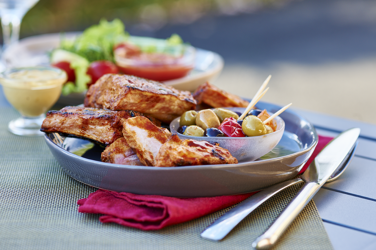 Travers de porc à l’américaine - Recette Barbecue et planchas | Tefal