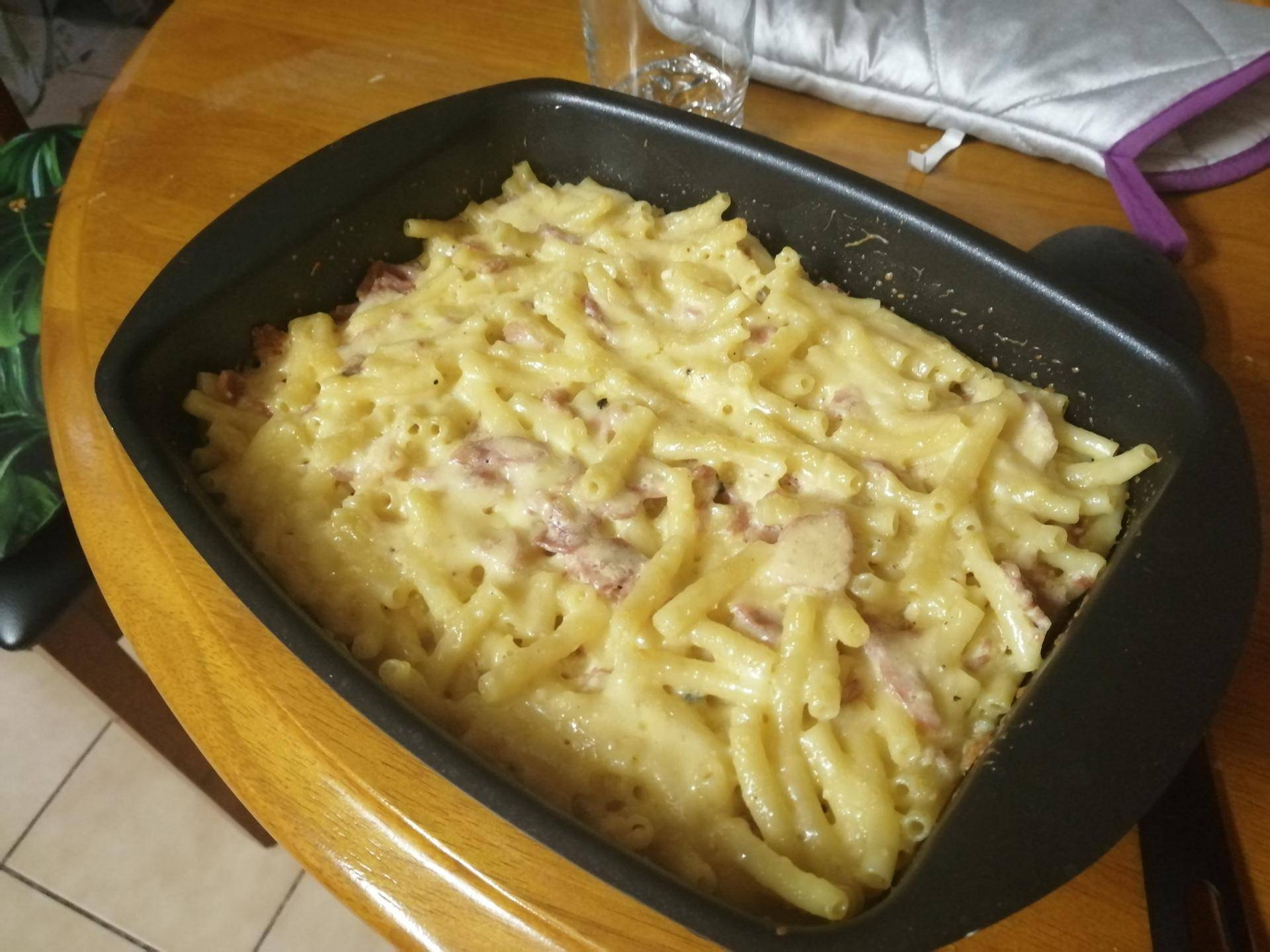 Gratin de macaronis au jambon - Recette Cake Factory | Tefal