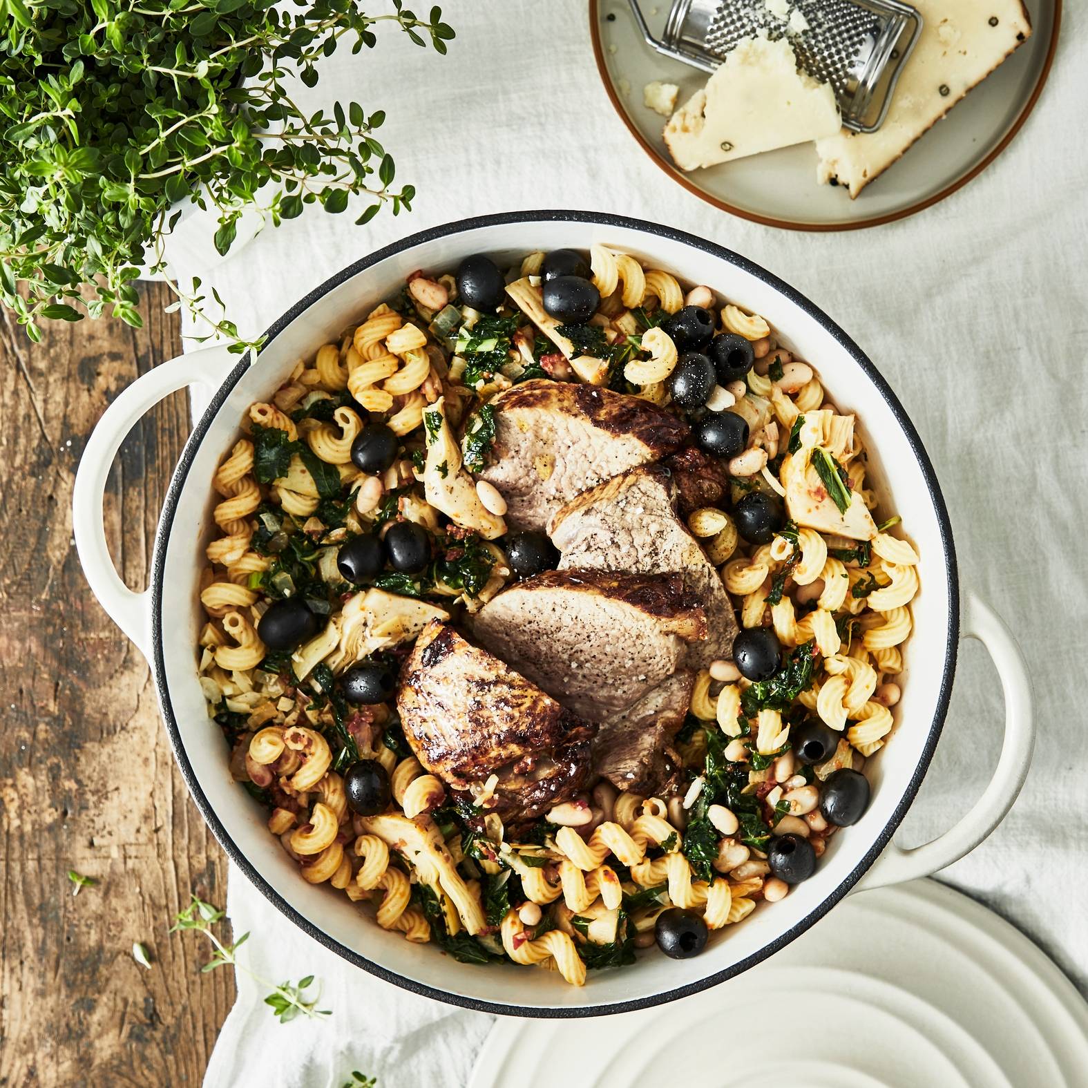 Rôti de veau en mode one pot pasta artichauts et pecorino - Recette Poêles et Casseroles | Tefal