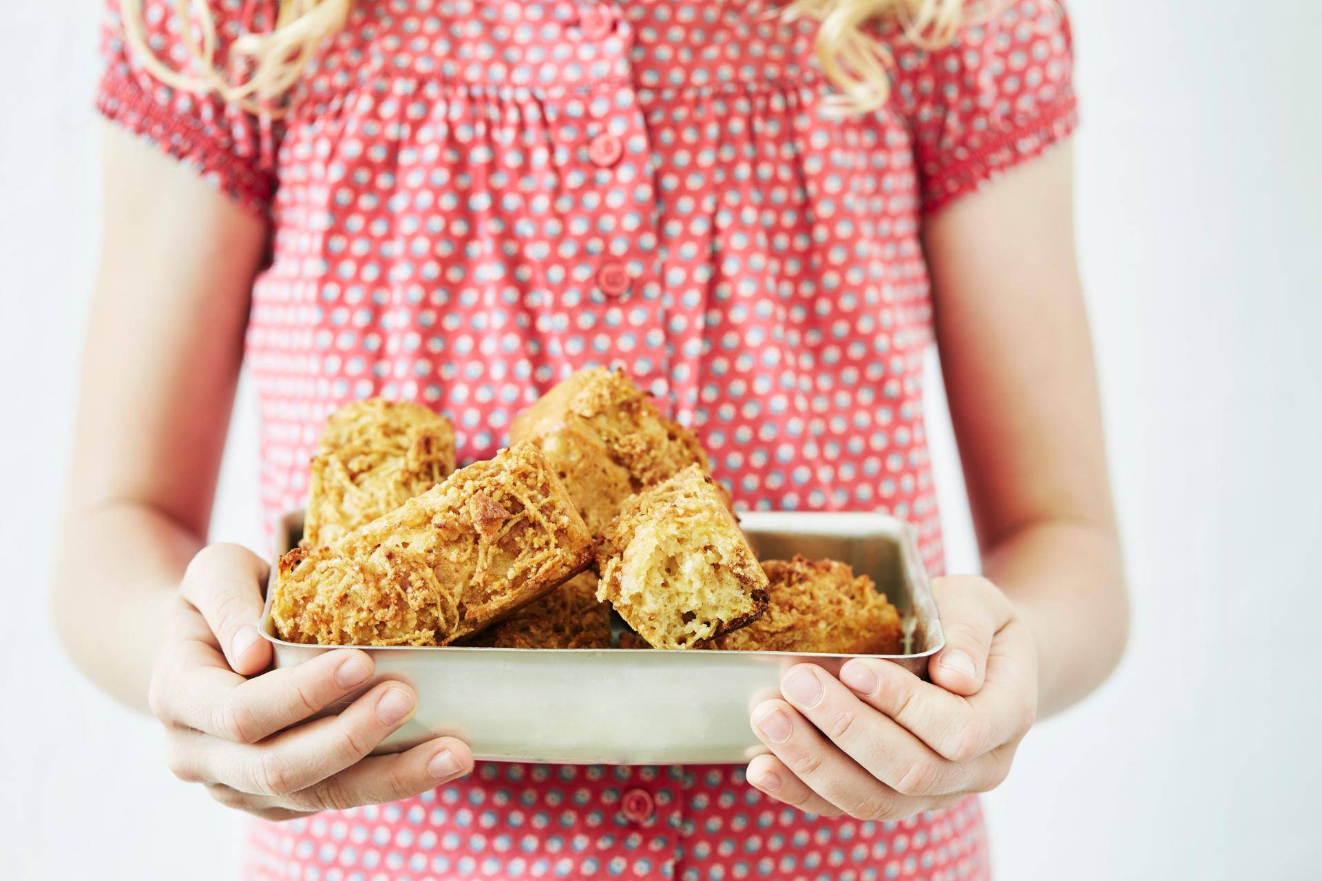 Cakes à la pomme râpée et aux cookies - Recette Cake Factory | Tefal