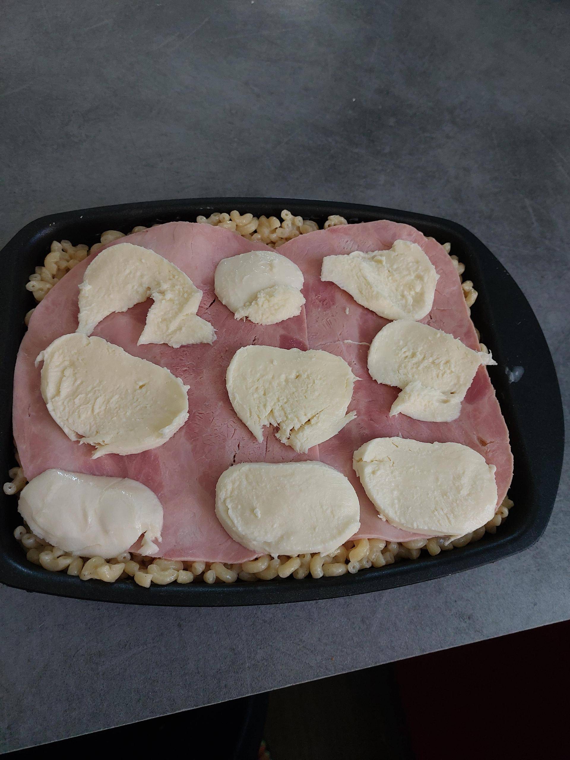 Gratin coquillettes jambon mozarella - Recette Cake Factory | Tefal