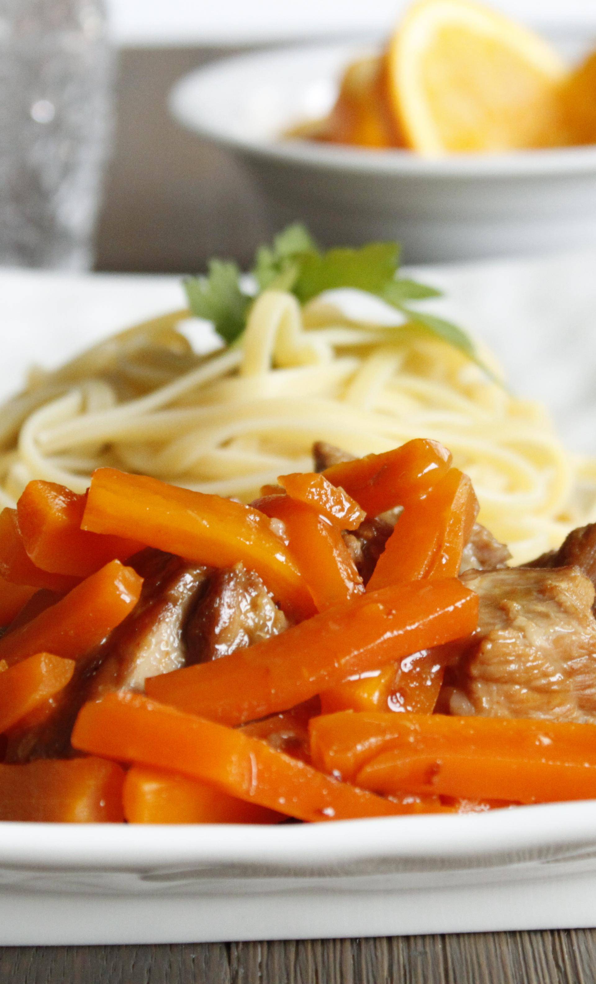 Sauté de poulet à l'orange avec nouilles de riz - Recette Poêles et Casseroles | Tefal