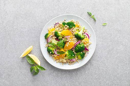 Salade de quinoa à l’orange - Recette undefined | Tefal
