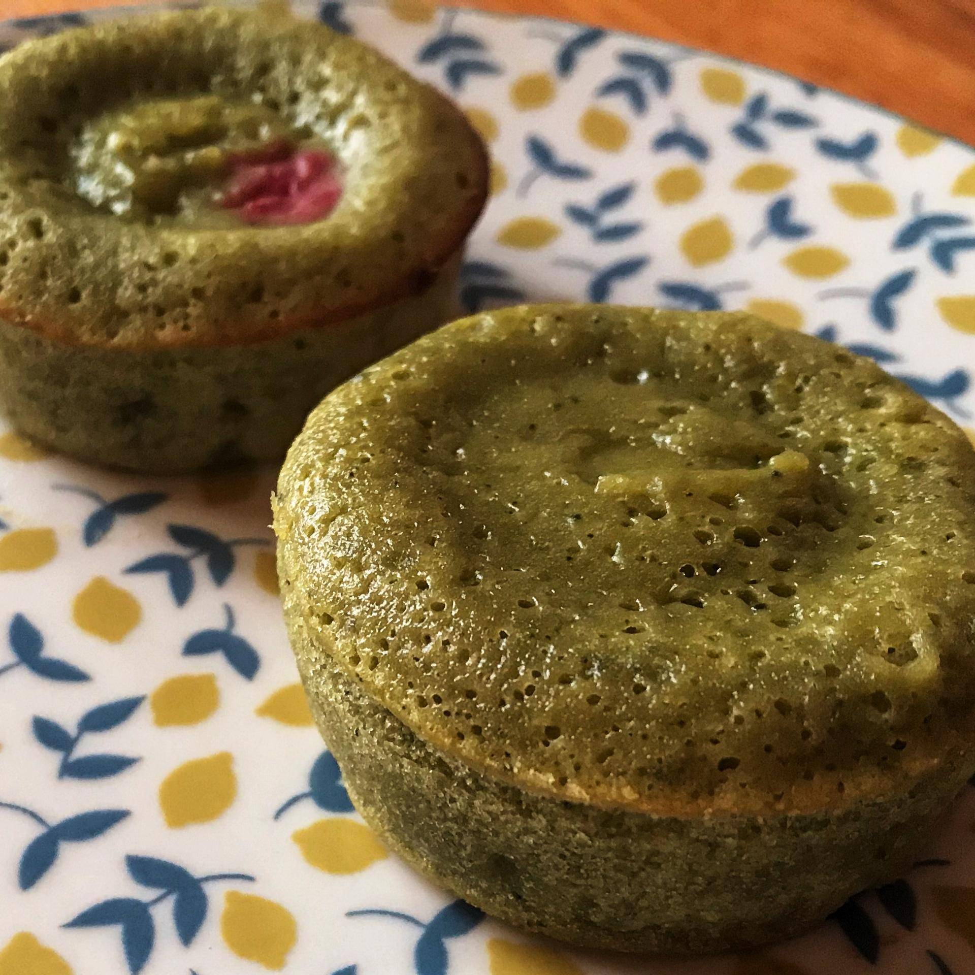 Fondants au matcha, framboises et chocolat blanc - Recette Cake Factory | Tefal