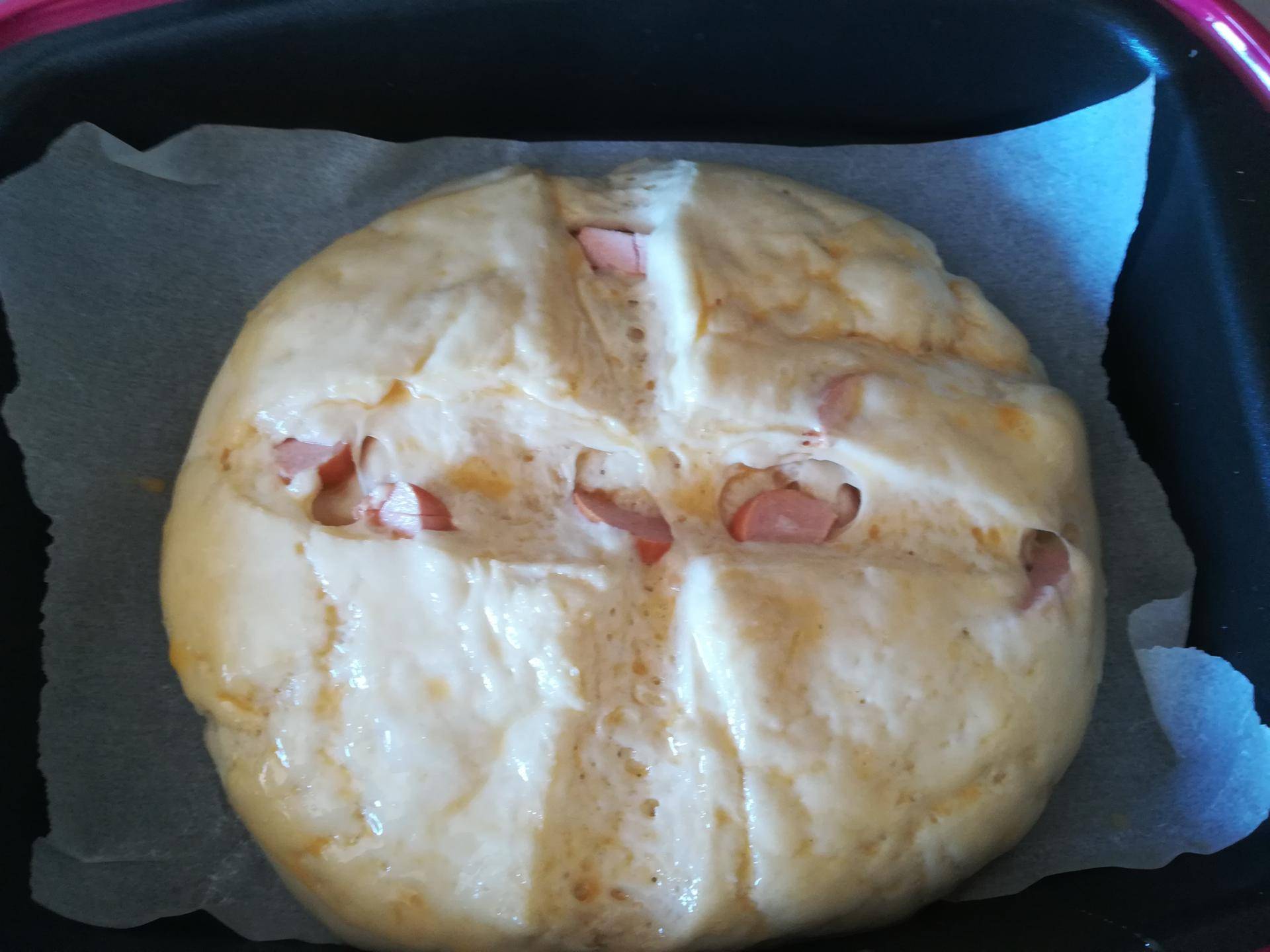 Pain à la saucisse fumée au fromage - Recette Cake Factory | Tefal