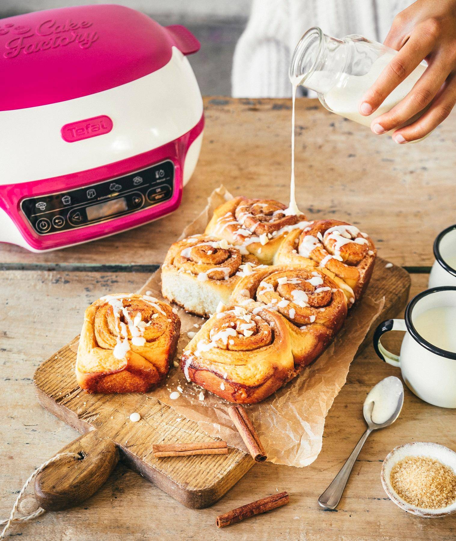 Brioche roulée à la cannelle de Lishai - Recette Cake Factory | Tefal